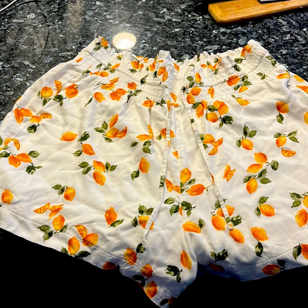 Abercrombie and Fitch Peach Shorts